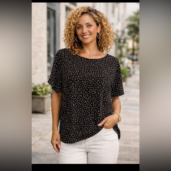 Anne Klein Tops - #172 Polka dot blouse
